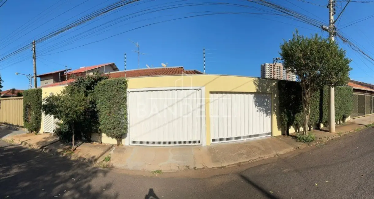Foto 1 de Casa com 3 quartos à venda, 258m2 em São Geraldo, Araraquara - SP