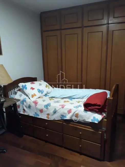 Apartamento com 3 quartos à venda, 115m2 em Centro, Araraquara - SP - imagem 5 Foto 5 de Apartamento com 3 quartos à venda, 115m2 em Centro, Araraquara - SP