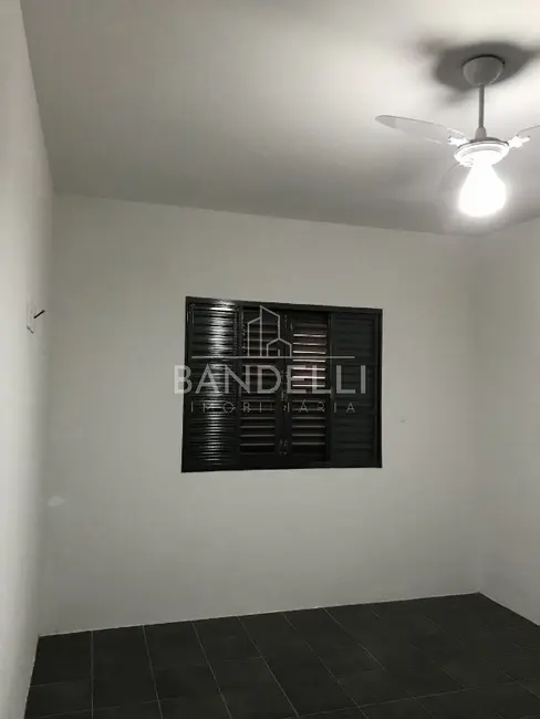 Casa com 1 quarto à venda, 105m2 em Parque Laranjeiras, Araraquara - SP - imagem 6 Foto 6 de Casa com 1 quarto à venda, 105m2 em Parque Laranjeiras, Araraquara - SP