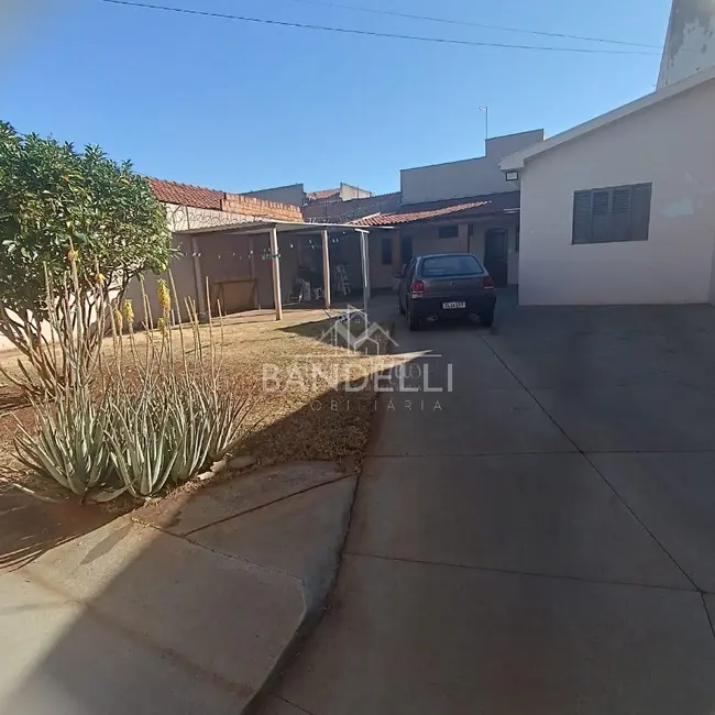 Casa com 1 quarto à venda, 105m2 em Parque Laranjeiras, Araraquara - SP - imagem 3 Foto 3 de Casa com 1 quarto à venda, 105m2 em Parque Laranjeiras, Araraquara - SP