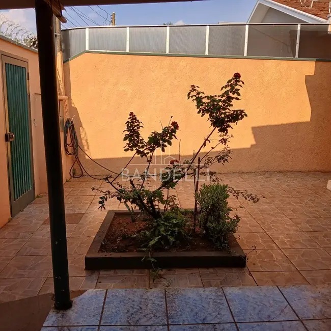 Casa com 5 quartos à venda, 231m2 em Araraquara - SP - imagem 7 Foto 7 de Casa com 5 quartos à venda, 231m2 em Araraquara - SP
