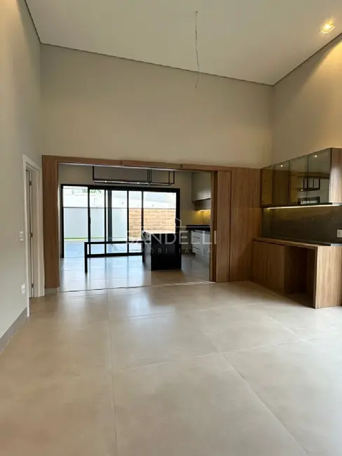 Casa de Condomínio com 3 quartos à venda, 271m2 em Parque Residencial Damha, Araraquara - SP - imagem 6 Foto 6 de Casa de Condomínio com 3 quartos à venda, 271m2 em Parque Residencial Damha, Araraquara - SP