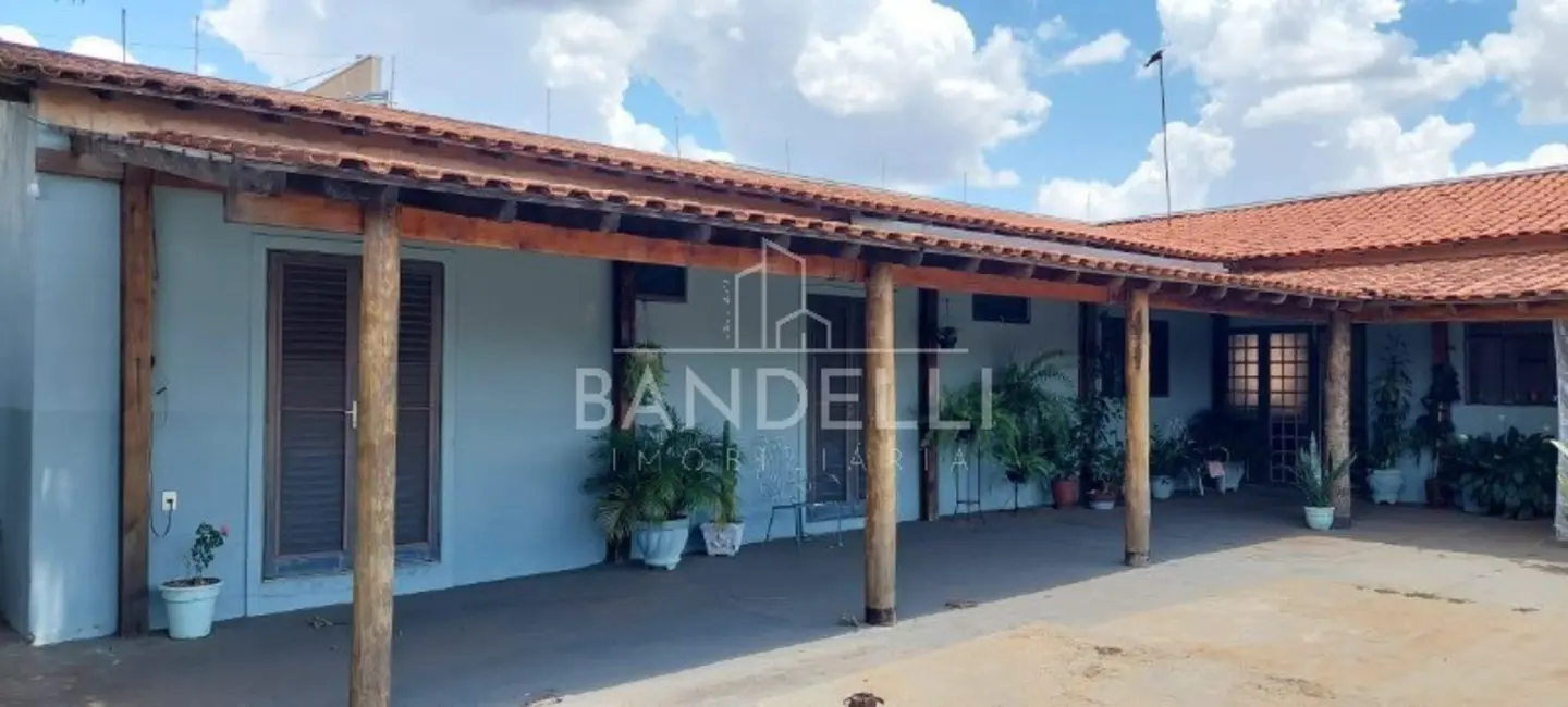 Casa com 3 quartos à venda, 199m2 em Parque Residencial Vale do Sol, Araraquara - SP - imagem 5 Foto 5 de Casa com 3 quartos à venda, 199m2 em Parque Residencial Vale do Sol, Araraquara - SP