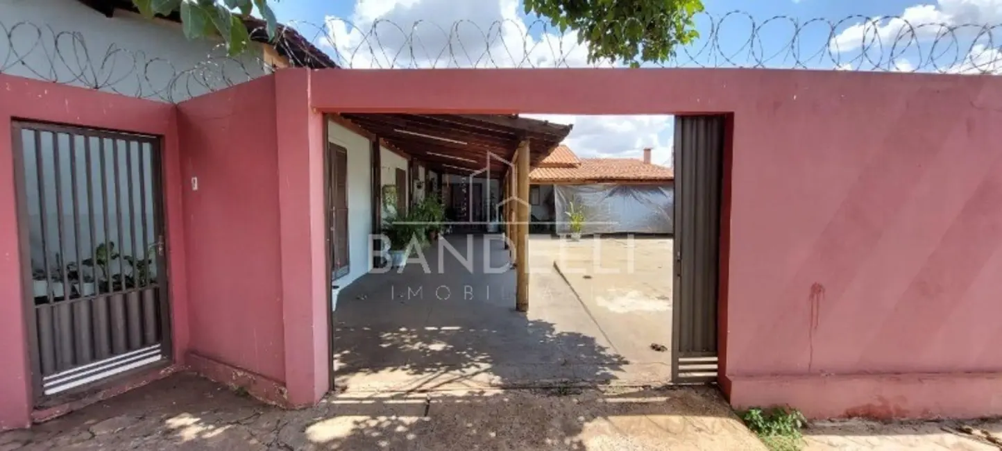 Casa com 3 quartos à venda, 199m2 em Parque Residencial Vale do Sol, Araraquara - SP - imagem 4 Foto 4 de Casa com 3 quartos à venda, 199m2 em Parque Residencial Vale do Sol, Araraquara - SP