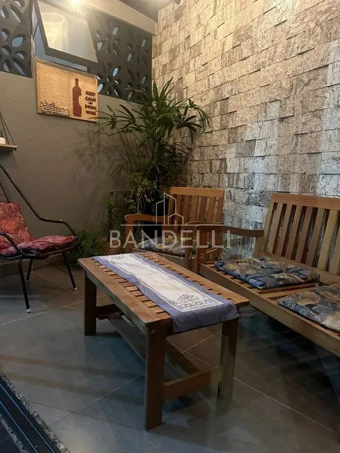 Casa com 2 quartos à venda, 66m2 em Jardim Paulista, Araraquara - SP - imagem 6 Foto 6 de Casa com 2 quartos à venda, 66m2 em Jardim Paulista, Araraquara - SP