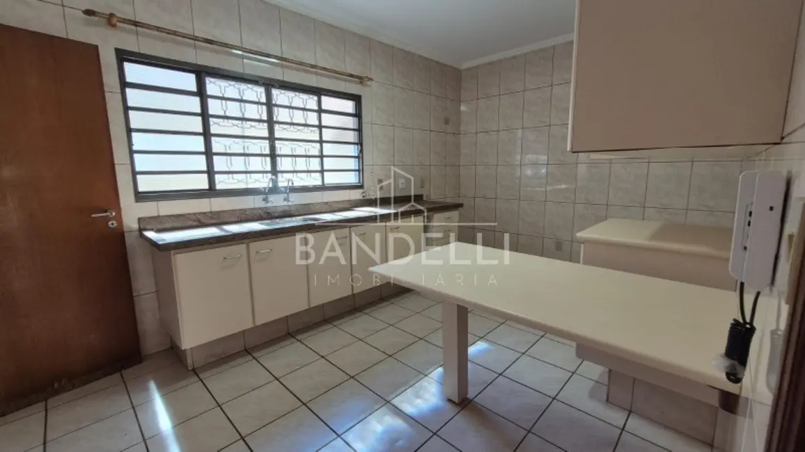Casa com 4 quartos à venda, 318m2 em Jardim Brasil (Vila Xavier), Araraquara - SP - imagem 7 Foto 7 de Casa com 4 quartos à venda, 318m2 em Jardim Brasil (Vila Xavier), Araraquara - SP