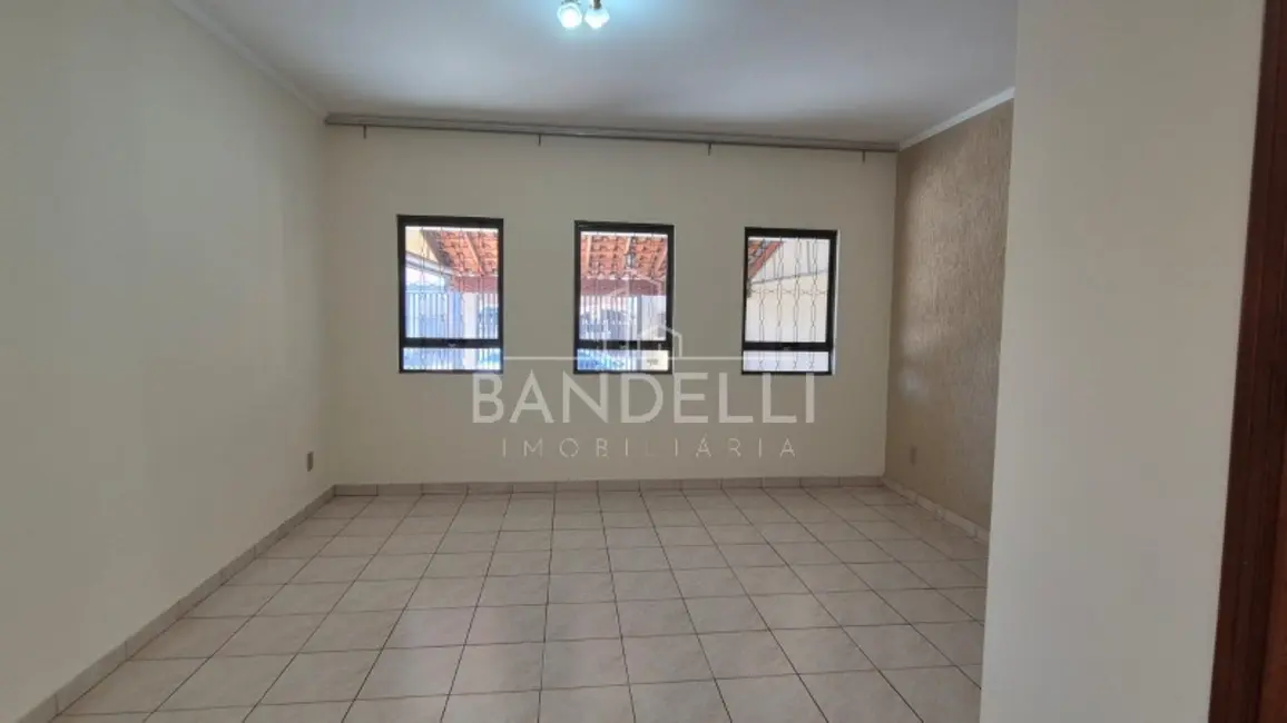 Foto 2 de Casa com 4 quartos à venda, 318m2 em Jardim Brasil (Vila Xavier), Araraquara - SP