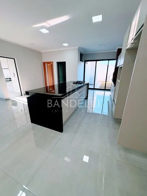 Foto 5 de Casa de Condomínio com 3 quartos à venda, 156m2 em Araraquara - SP