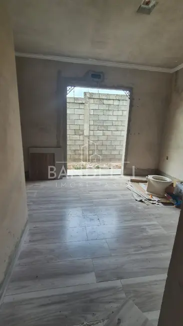 Casa de Condomínio com 3 quartos à venda, 153m2 em Araraquara - SP - imagem 4 Foto 4 de Casa de Condomínio com 3 quartos à venda, 153m2 em Araraquara - SP