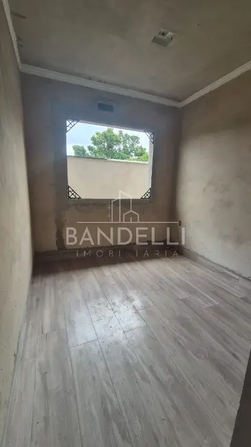 Casa de Condomínio com 3 quartos à venda, 153m2 em Araraquara - SP - imagem 3 Foto 3 de Casa de Condomínio com 3 quartos à venda, 153m2 em Araraquara - SP