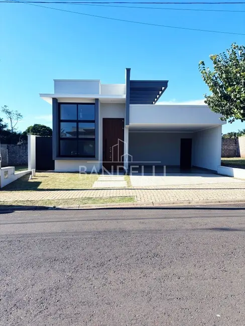 Foto 1 de Casa de Condomínio com 3 quartos à venda, 156m2 em Araraquara - SP