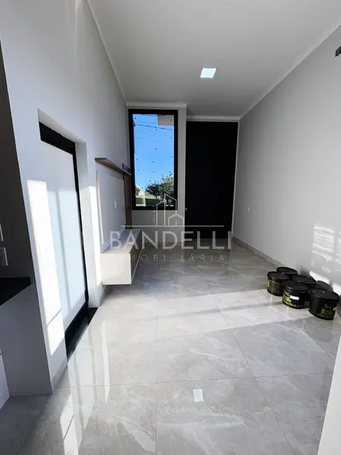 Foto 3 de Casa de Condomínio com 3 quartos à venda, 154m2 em Araraquara - SP