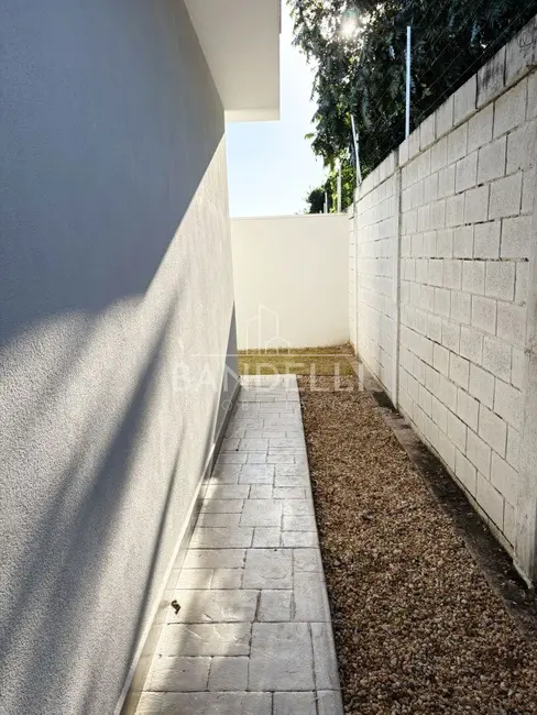 Foto 6 de Casa de Condomínio com 3 quartos à venda, 154m2 em Araraquara - SP