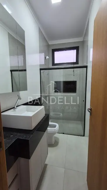 Casa de Condomínio com 3 quartos à venda, 179m2 em Araraquara - SP - imagem 6 Foto 6 de Casa de Condomínio com 3 quartos à venda, 179m2 em Araraquara - SP