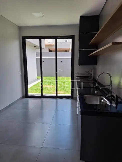 Casa de Condomínio com 3 quartos à venda, 171m2 em Araraquara - SP - imagem 8 Foto 8 de Casa de Condomínio com 3 quartos à venda, 171m2 em Araraquara - SP