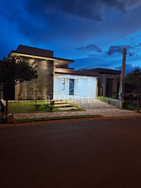 Foto 1 de Casa de Condomínio com 3 quartos à venda, 171m2 em Araraquara - SP
