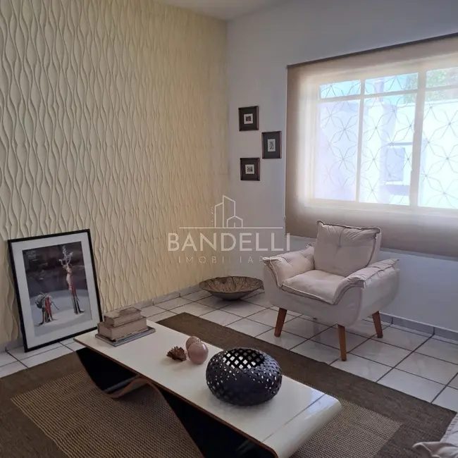 Casa com 3 quartos à venda, 204m2 em Jardim das Estações (Vila Xavier), Araraquara - SP - imagem 4 Foto 4 de Casa com 3 quartos à venda, 204m2 em Jardim das Estações (Vila Xavier), Araraquara - SP