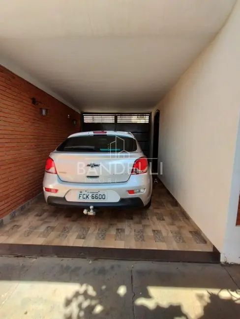 Foto 2 de Casa com 3 quartos à venda, 211m2 em Araraquara - SP
