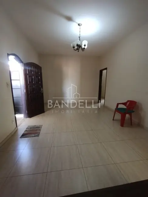 Casa com 3 quartos à venda, 211m2 em Araraquara - SP - imagem 7 Foto 7 de Casa com 3 quartos à venda, 211m2 em Araraquara - SP