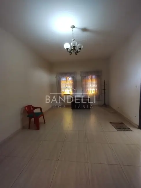 Casa com 3 quartos à venda, 211m2 em Araraquara - SP - imagem 8 Foto 8 de Casa com 3 quartos à venda, 211m2 em Araraquara - SP