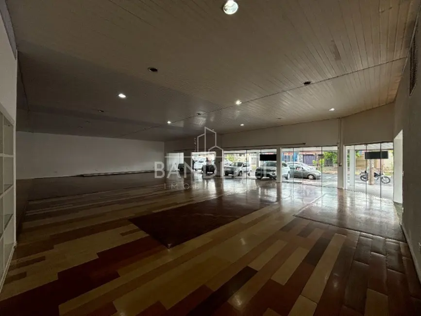 Foto 7 de Sala Comercial para alugar, 623m2 em Vila Sedenho, Araraquara - SP