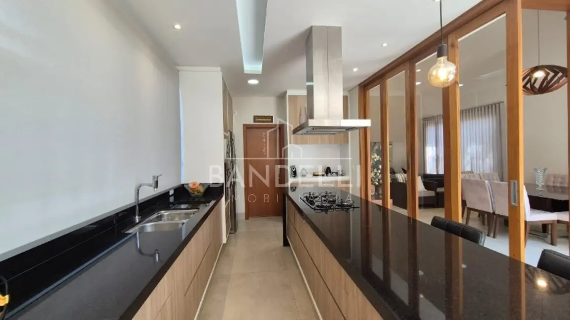 Foto 5 de Casa de Condomínio com 3 quartos à venda, 248m2 em Jardim Imperador, Araraquara - SP