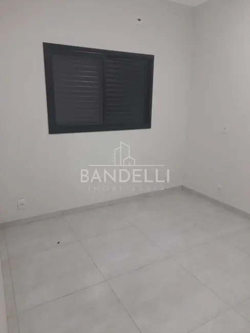 Casa de Condomínio com 3 quartos à venda, 103m2 em Araraquara - SP - imagem 6 Foto 6 de Casa de Condomínio com 3 quartos à venda, 103m2 em Araraquara - SP