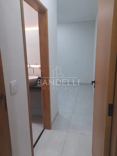 Casa de Condomínio com 3 quartos à venda, 103m2 em Araraquara - SP - imagem 9 Foto 9 de Casa de Condomínio com 3 quartos à venda, 103m2 em Araraquara - SP