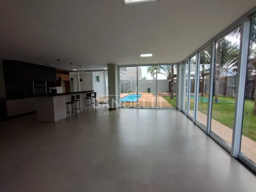 Casa de Condomínio com 5 quartos à venda e para alugar, 374m2 em Parque Residencial Damha, Araraquara - SP - imagem 6 Foto 6 de Casa de Condomínio com 5 quartos à venda e para alugar, 374m2 em Parque Residencial Damha, Araraquara - SP
