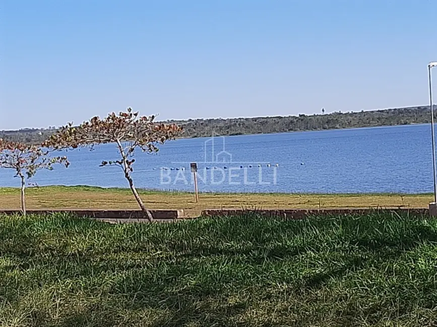 Foto 8 de Casa com 2 quartos à venda, 111m2 em Itirapina - SP