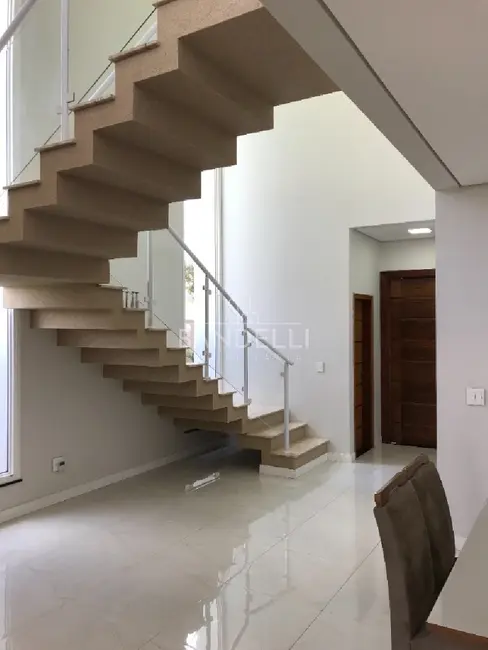 Casa de Condomínio com 3 quartos à venda, 259m2 em Residencial Village Damha II, Araraquara - SP - imagem 4 Foto 4 de Casa de Condomínio com 3 quartos à venda, 259m2 em Residencial Village Damha II, Araraquara - SP