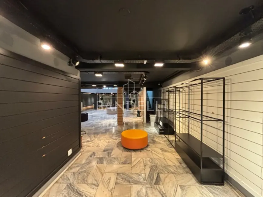 Sala Comercial para alugar, 822m2 em Centro, Araraquara - SP - imagem 5 Foto 5 de Sala Comercial para alugar, 822m2 em Centro, Araraquara - SP