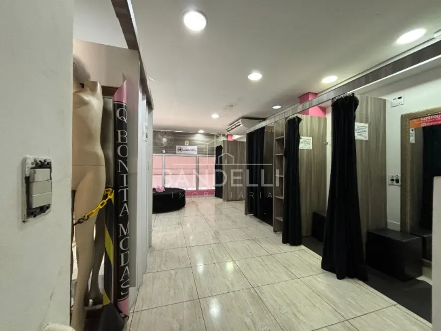 Sala Comercial para alugar, 120m2 em Centro, Araraquara - SP - imagem 5 Foto 5 de Sala Comercial para alugar, 120m2 em Centro, Araraquara - SP