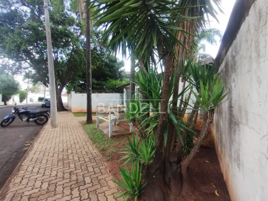 Casa de Condomínio com 5 quartos à venda, 273m2 em Araraquara - SP - imagem 3 Foto 3 de Casa de Condomínio com 5 quartos à venda, 273m2 em Araraquara - SP