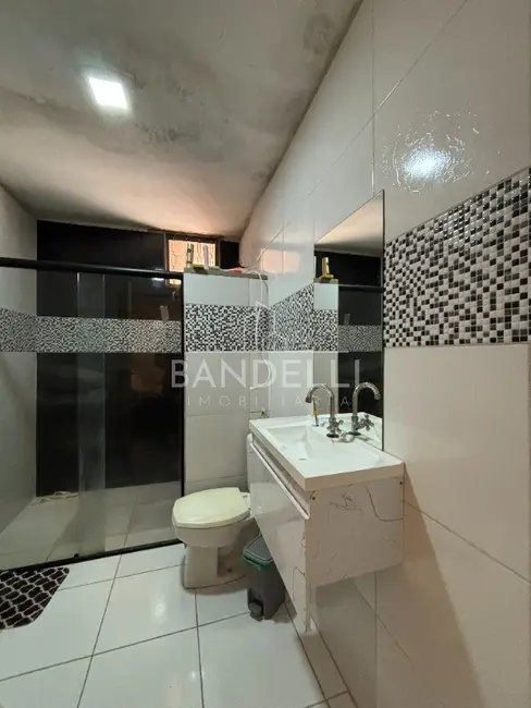 Casa com 1 quarto à venda, 214m2 em Jardim Roberto Selmi Dei, Araraquara - SP - imagem 9 Foto 9 de Casa com 1 quarto à venda, 214m2 em Jardim Roberto Selmi Dei, Araraquara - SP