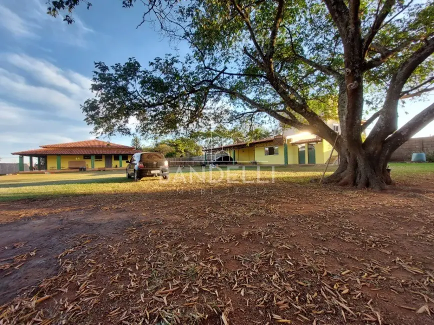 Foto 9 de Chácara com 3 quartos à venda, 408m2 em Parque Tropical, Araraquara - SP