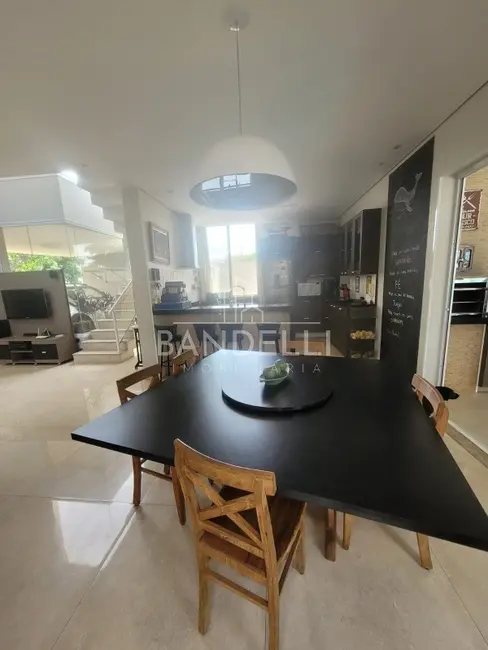 Casa de Condomínio com 3 quartos à venda, 240m2 em Residencial Village Damha II, Araraquara - SP - imagem 8 Foto 8 de Casa de Condomínio com 3 quartos à venda, 240m2 em Residencial Village Damha II, Araraquara - SP
