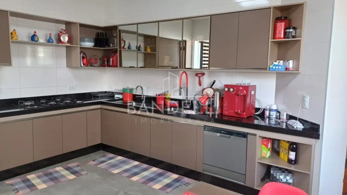 Casa de Condomínio com 5 quartos à venda e para alugar, 315m2 em Araraquara - SP - imagem 9 Foto 9 de Casa de Condomínio com 5 quartos à venda e para alugar, 315m2 em Araraquara - SP