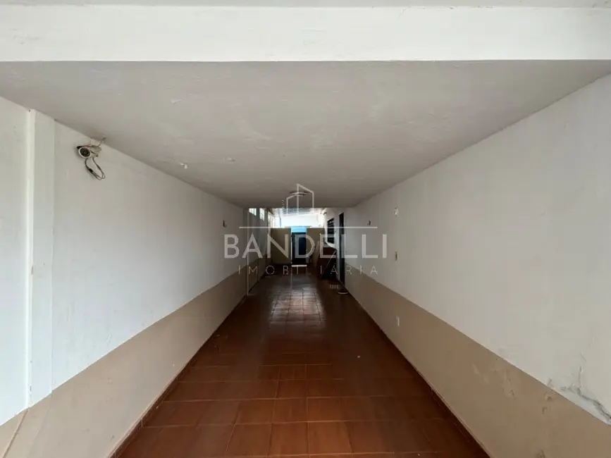 Sala Comercial com 3 quartos para alugar, 244m2 em Centro, Araraquara - SP - imagem 7 Foto 7 de Sala Comercial com 3 quartos para alugar, 244m2 em Centro, Araraquara - SP