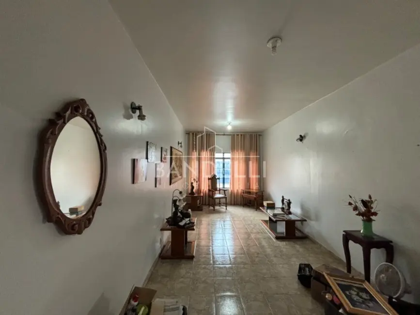 Sala Comercial com 3 quartos para alugar, 244m2 em Centro, Araraquara - SP - imagem 9 Foto 9 de Sala Comercial com 3 quartos para alugar, 244m2 em Centro, Araraquara - SP