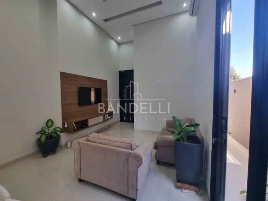 Casa de Condomínio com 3 quartos à venda, 164m2 em Residencial Village Damha II, Araraquara - SP - imagem 4 Foto 4 de Casa de Condomínio com 3 quartos à venda, 164m2 em Residencial Village Damha II, Araraquara - SP