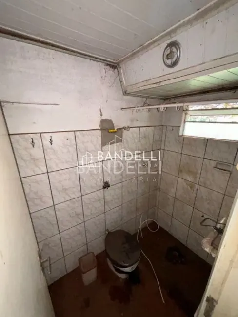 Casa com 3 quartos à venda, 179m2 em Centro, Araraquara - SP - imagem 4 Foto 4 de Casa com 3 quartos à venda, 179m2 em Centro, Araraquara - SP
