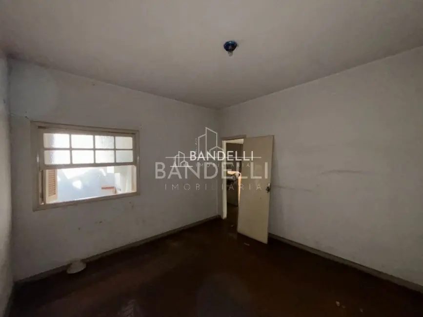 Casa com 3 quartos à venda, 179m2 em Centro, Araraquara - SP - imagem 7 Foto 7 de Casa com 3 quartos à venda, 179m2 em Centro, Araraquara - SP