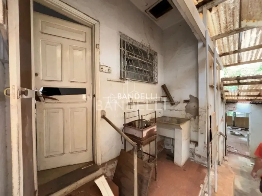 Casa com 3 quartos à venda, 179m2 em Centro, Araraquara - SP - imagem 6 Foto 6 de Casa com 3 quartos à venda, 179m2 em Centro, Araraquara - SP