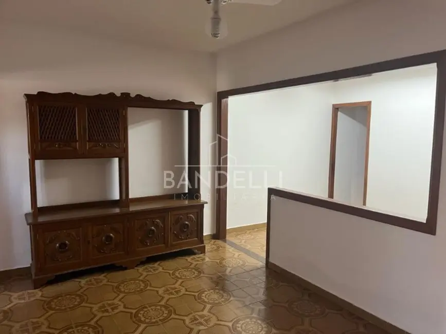 Casa com 2 quartos à venda e para alugar, 90m2 em Vila Ferroviária, Araraquara - SP - imagem 9 Foto 9 de Casa com 2 quartos à venda e para alugar, 90m2 em Vila Ferroviária, Araraquara - SP