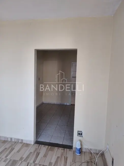 Casa com 3 quartos à venda, 164m2 em Jardim Vitória, Araraquara - SP - imagem 6 Foto 6 de Casa com 3 quartos à venda, 164m2 em Jardim Vitória, Araraquara - SP