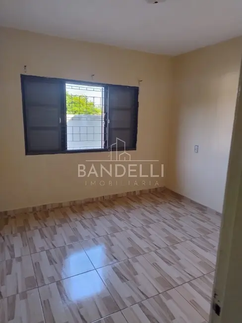 Casa com 3 quartos à venda, 164m2 em Jardim Vitória, Araraquara - SP - imagem 4 Foto 4 de Casa com 3 quartos à venda, 164m2 em Jardim Vitória, Araraquara - SP