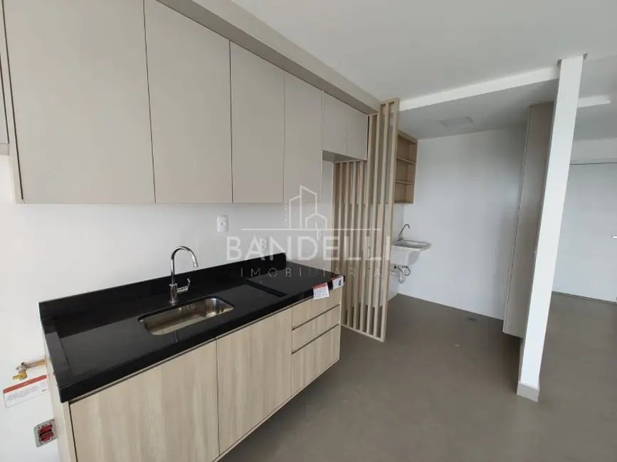 Apartamento com 3 quartos para alugar, 111m2 em Vila Ferroviária, Araraquara - SP - imagem 9 Foto 9 de Apartamento com 3 quartos para alugar, 111m2 em Vila Ferroviária, Araraquara - SP