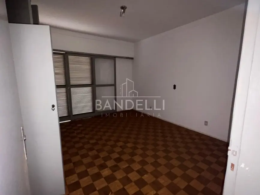 Casa com 5 quartos à venda e para alugar, 314m2 em Centro, Araraquara - SP - imagem 9 Foto 9 de Casa com 5 quartos à venda e para alugar, 314m2 em Centro, Araraquara - SP