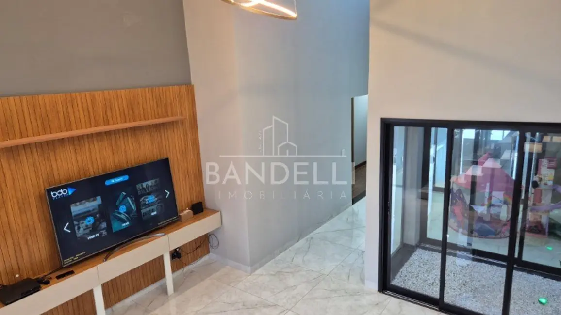 Foto 6 de Casa de Condomínio com 3 quartos à venda, 143m2 em Parque Laranjeiras, Araraquara - SP